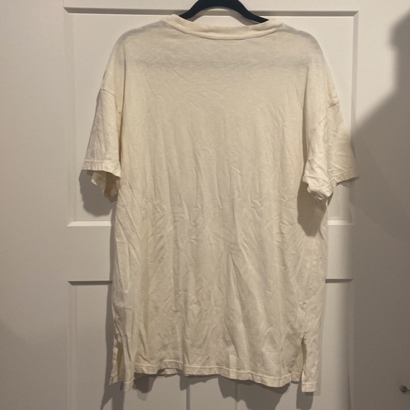 American Eagle Outfitters oversized Women's Cream “save the bees” t-shirt medium - Picture 10 of 10